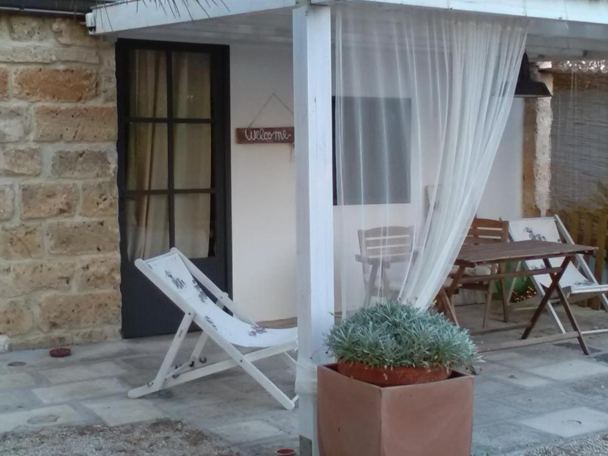 Casetta Vacanza In Campagna Aradeo Экстерьер фото